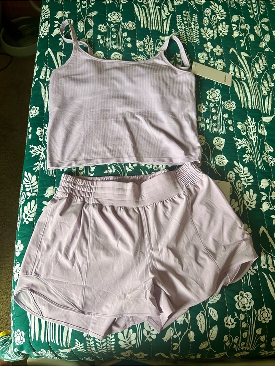 lululemon athletica Pants - Lululemon NWT Lavender Ribbed Cami & Shorts Set